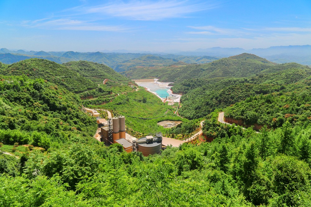 202208131660358633675168.jpg 圖9:自主研發(fā)并榮獲國家發(fā)明專利技術(shù)的菜林溝尾礦庫_副本.jpg